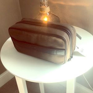 Fossil Toiletry travel organizer